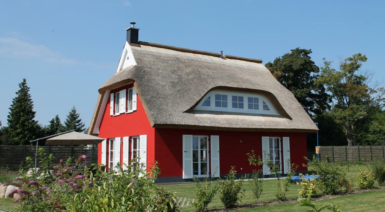 Fischer'S Ferienhaus Ruegen Mit Sauna Und Kamin Ummanz 외부 사진